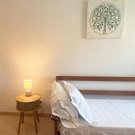 2-bedroom In By Amcf